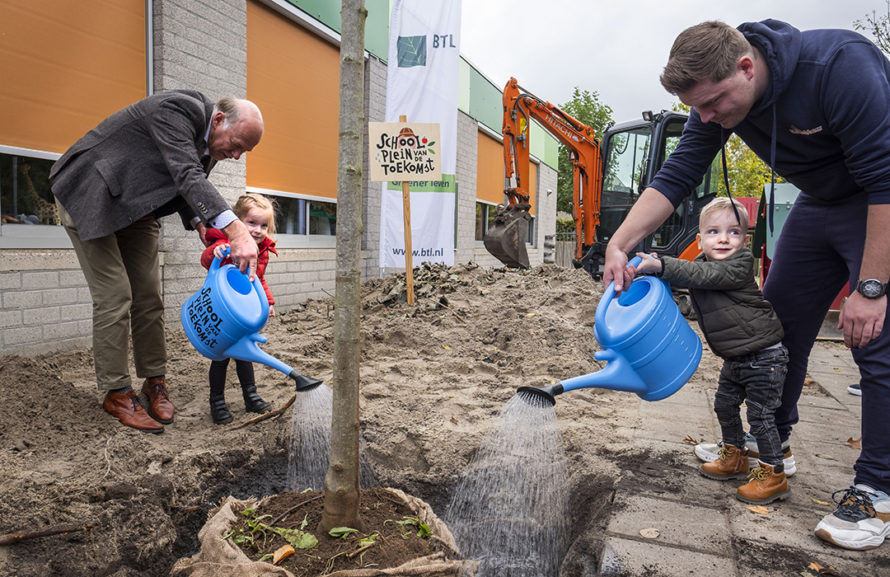 Nieuws 2 - 150ste groene schoolplein NB