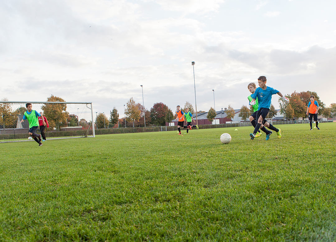 1080x780-voetbal-flipped